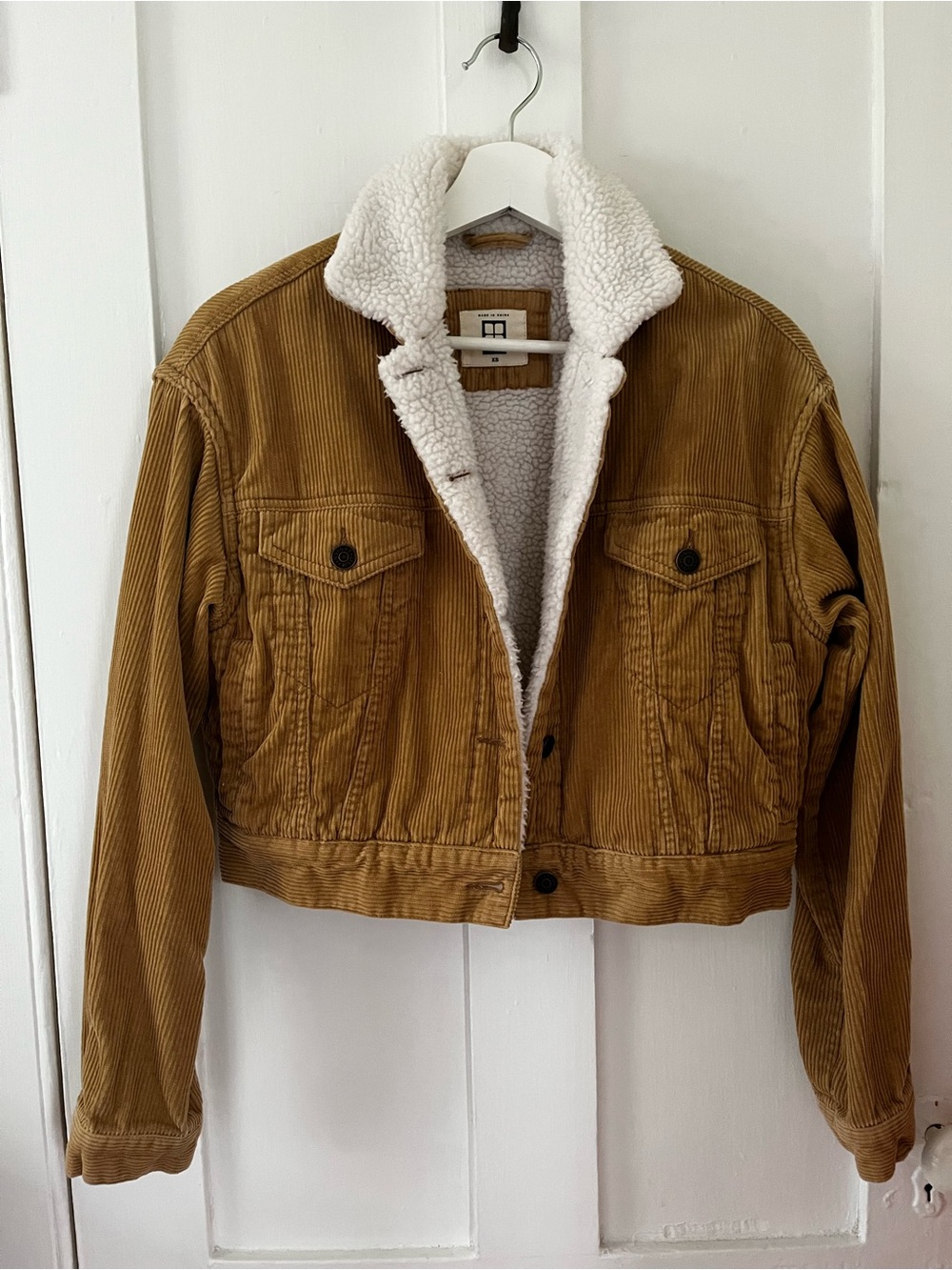 Levi's Women's New Heritage Corduroy Sherpa Trucker Jacket